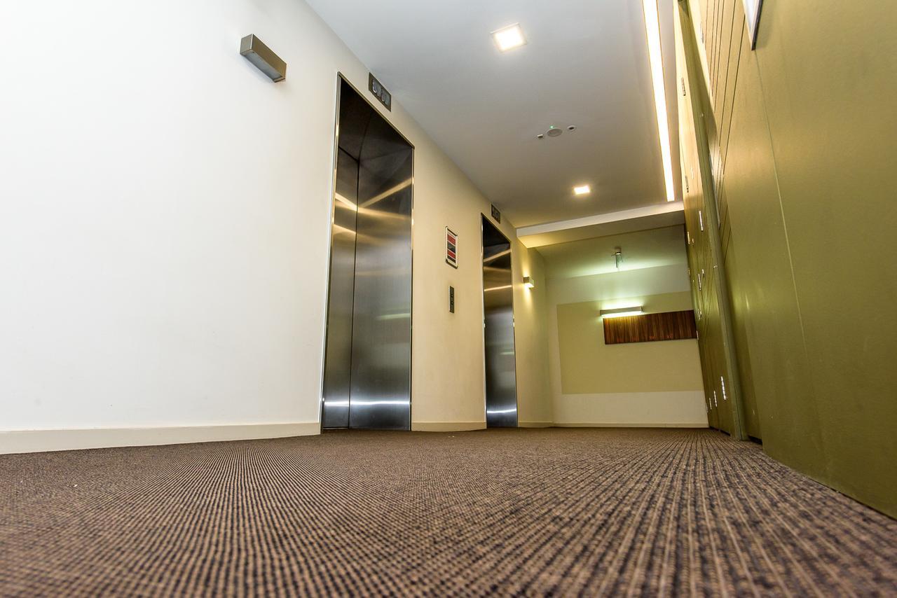 Approved Serviced Apartments Skyline Manchester Esterno foto