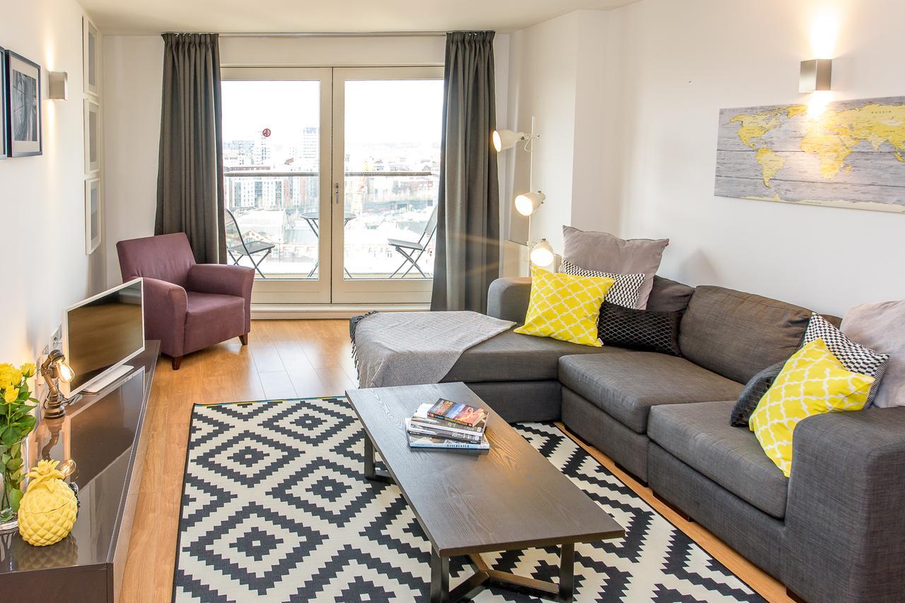 Approved Serviced Apartments Skyline Manchester Esterno foto