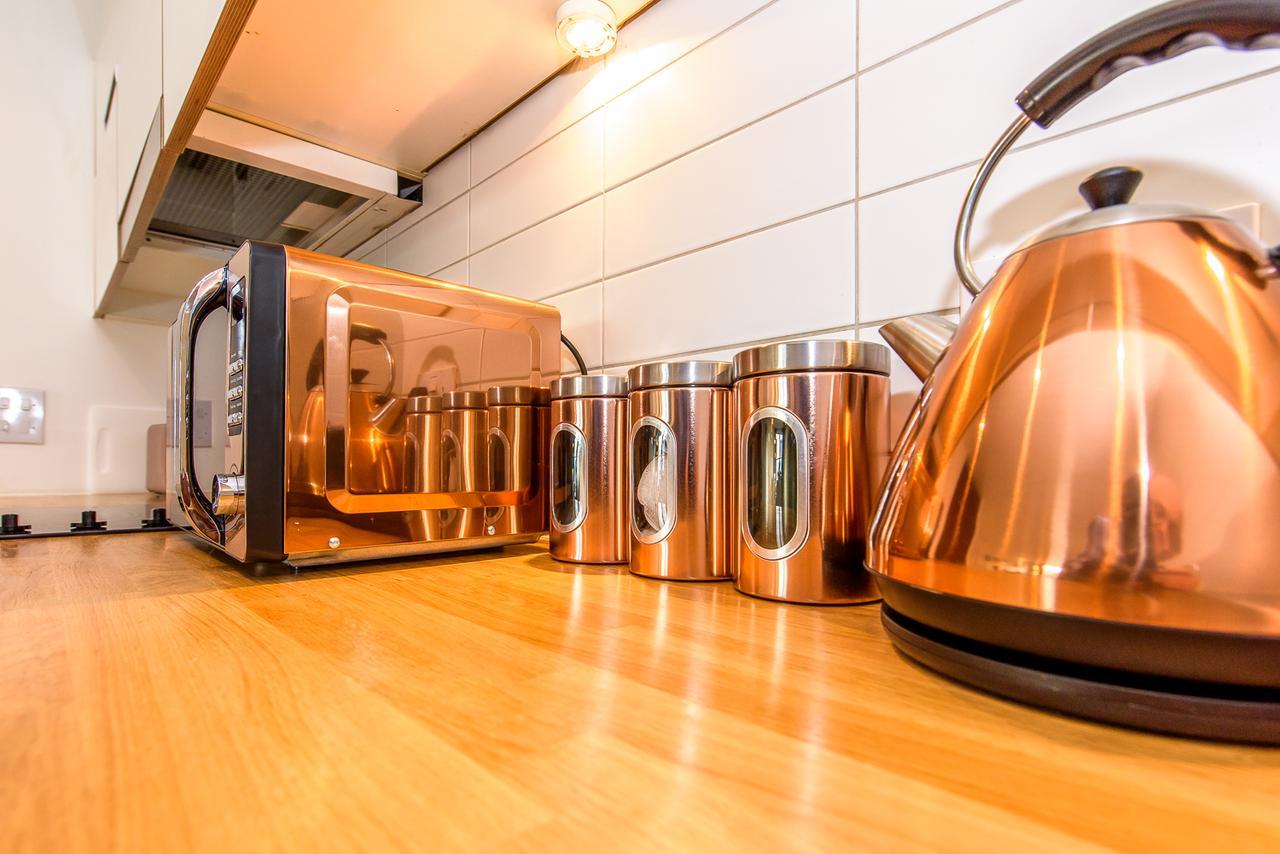 Approved Serviced Apartments Skyline Manchester Esterno foto