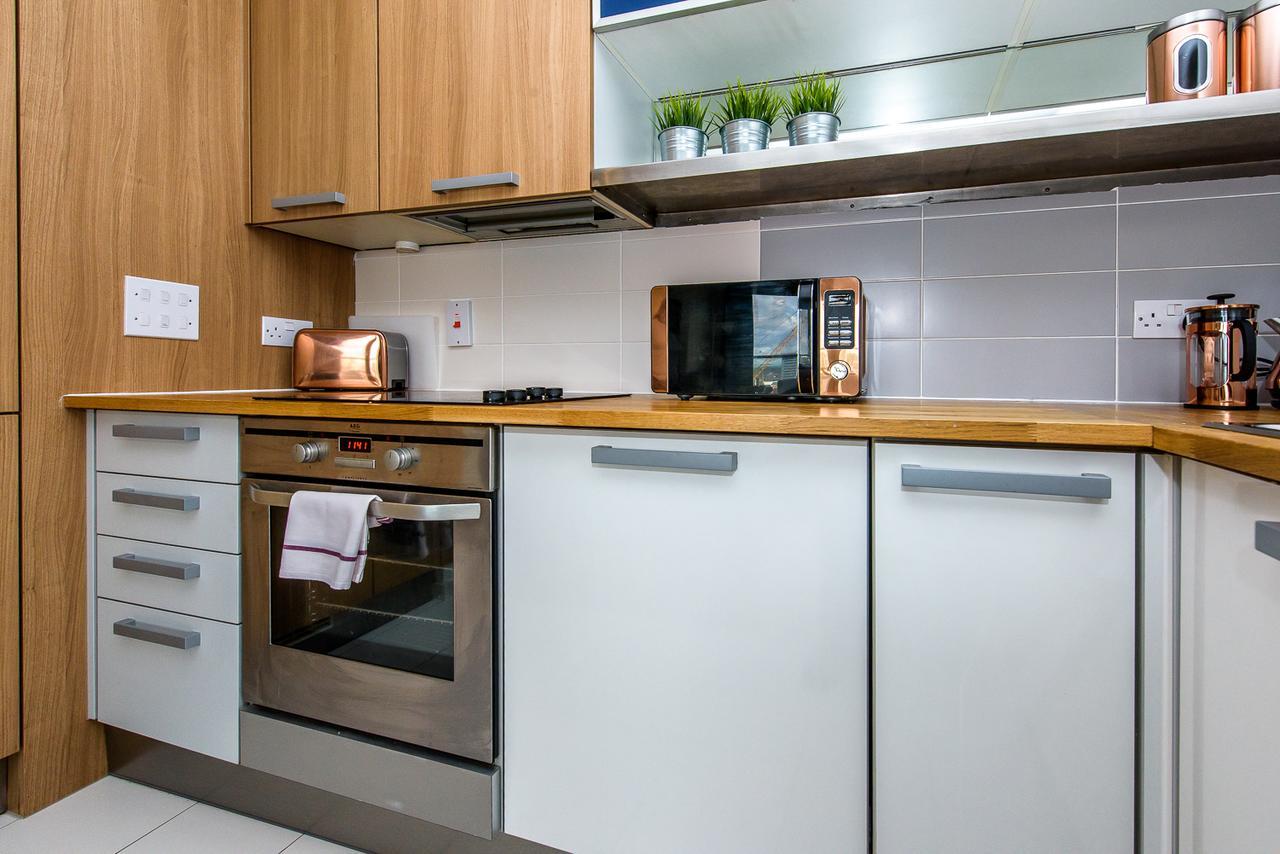 Approved Serviced Apartments Skyline Manchester Esterno foto