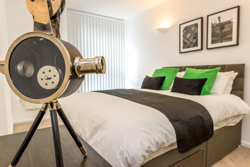 Approved Serviced Apartments Skyline Manchester Esterno foto