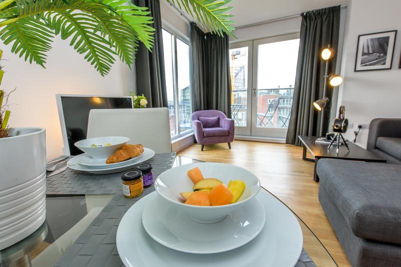 Approved Serviced Apartments Skyline Manchester Esterno foto