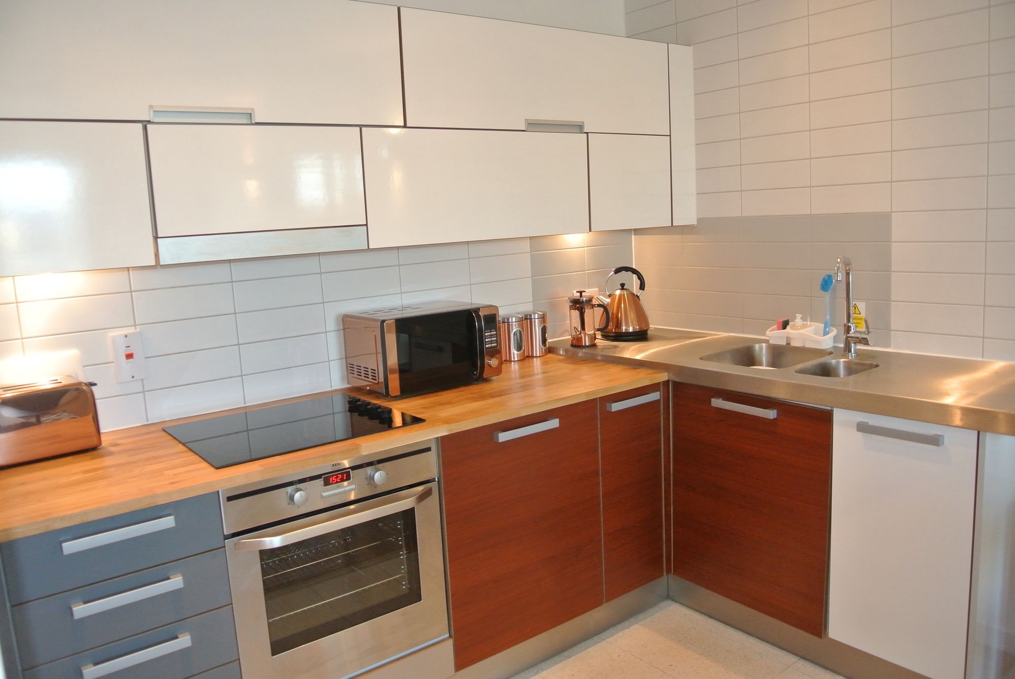 Approved Serviced Apartments Skyline Manchester Esterno foto
